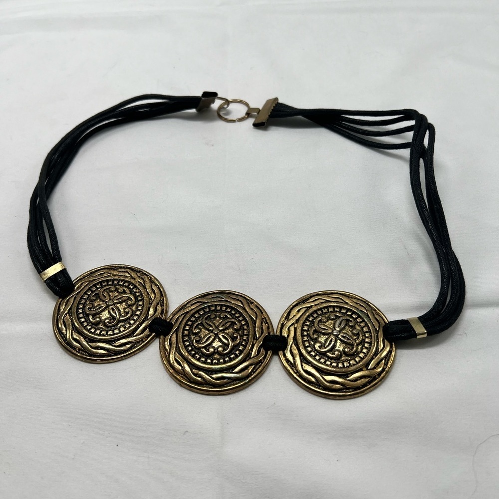 Vtg Medallion Belt Gold Metal Textured Circles Black Accents Black Cording